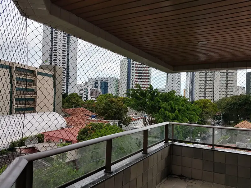 Janela em Espinheiro